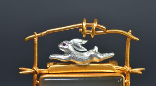 海洋玉髓银鎏金兔子胸针吊坠两用款 商品图5