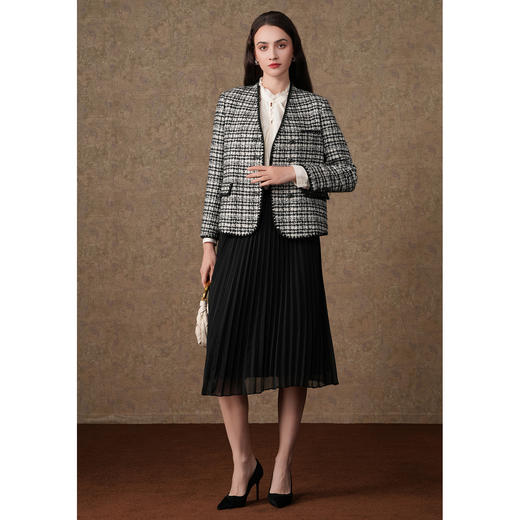 乔万尼秋冬新款经典小香风外套EM4B553 商品图2