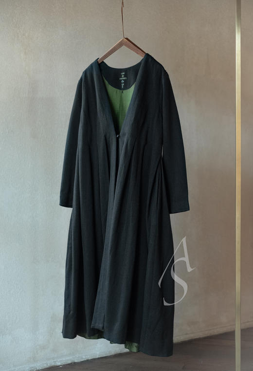 Maku  黑色手织羊毛叠褶外套 商品图8