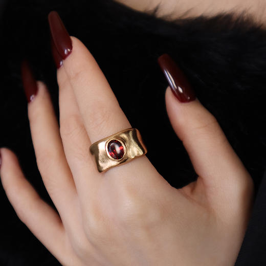 【戚薇&徐璐&宋妍霏&周震南同款】Garden of Eden 伊甸园系列 | 伊甸园无花果密境戒指 商品图1