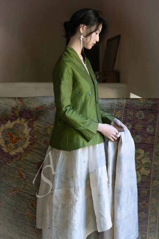 Maku 松绿色手织真丝刺子勾绣短外套 商品图2