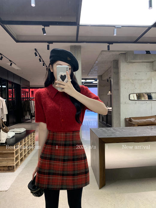 Read Nameless /高品红色康宝莱短袖毛衣+掐腰红格子裙2025/1/13 商品图8