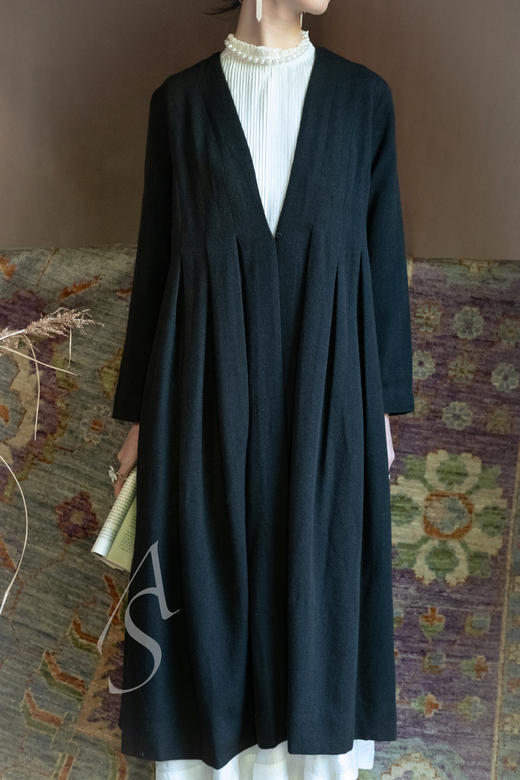 Maku  黑色手织羊毛叠褶外套 商品图4