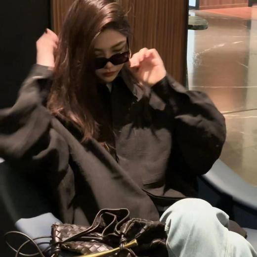 ROMI STUDIO“quiet luxury”粗纺挺括肌理感透气廓形衬衣23AWT940 商品图0