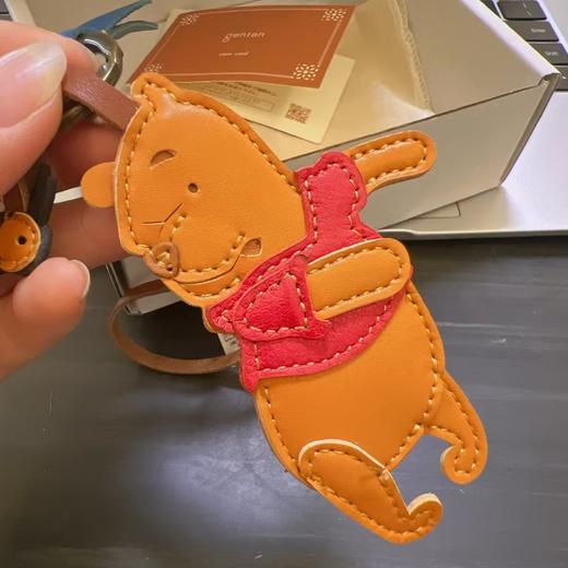 现货❤️迪家限定｜日本小众设计师Gente*小熊维尼可爱包挂钥匙挂🐻！盒子后配 商品图9
