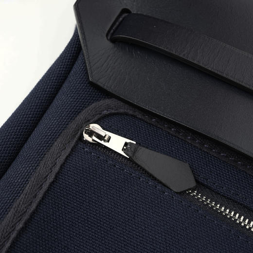 ROMI STUDIO“Herbag Messenger 39” 头层牛皮单肩手提包 24SSB035 商品图4