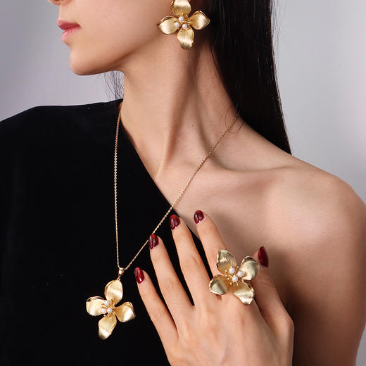 【赵丽颖同款】Garden of Eden 伊甸园系列 | 金/银丝四瓣花耳环 商品图5