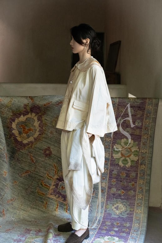 Maku  米白色/藏青色手织丝羊毛刺子绣长裤 商品图2