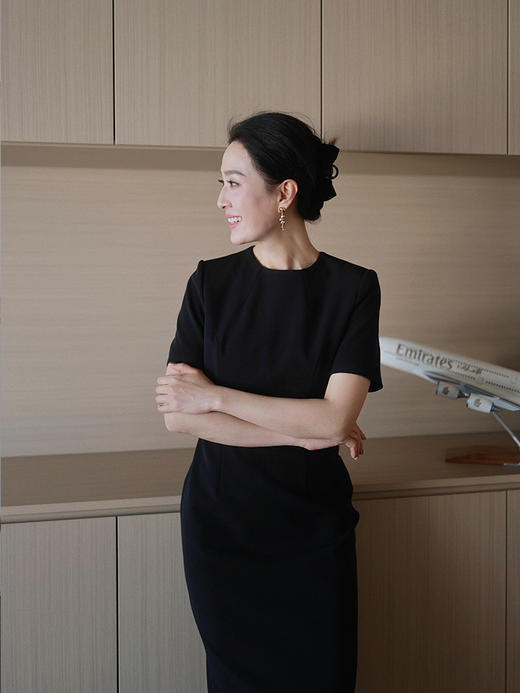 “赫本衣橱”质感通勤 可拆领设计 短袖长款连衣裙 商品图2