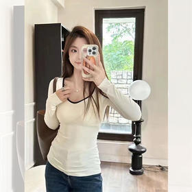 <曾小咸推荐>  V领磨毛打底衫 