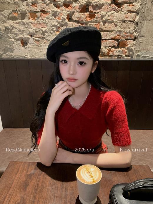 Read Nameless /高品红色康宝莱短袖毛衣+掐腰红格子裙2025/1/13 商品图0