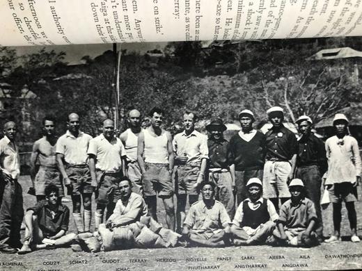 1952年 莫里斯·赫尔佐格《征服安纳普尔纳峰》 数十幅插图 精装32开 商品图8