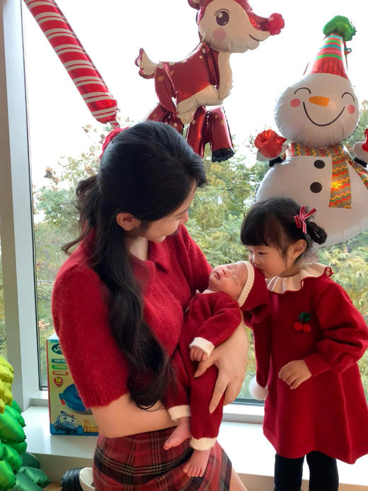 Read Nameless /高品红色康宝莱短袖毛衣+掐腰红格子裙2025/1/13 商品图13