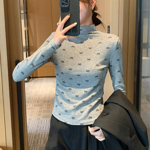 买1送1 半高领洋气女内搭打底衫修身上衣显瘦蝴蝶结碎花长袖 商品图3