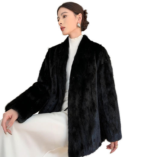 丁摩 新款进口水貂皮皮草外套女貂皮大衣貂毛年轻款时尚V领 5ZF-601 商品图4