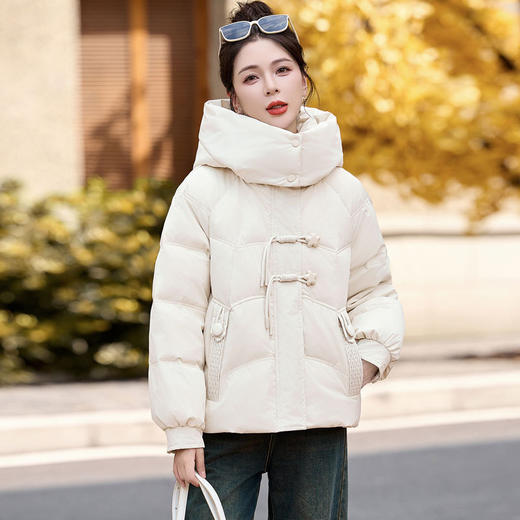 超好看白鸭绒羽绒服女款2024新款冬季女士短款小个子盘扣保暖外套HR-HYBH9912 商品图3