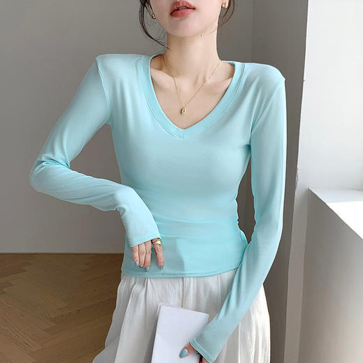 买1送1 严选爱心领内搭外穿设计感上衣白色长袖t恤正肩V领打底衫 商品图5