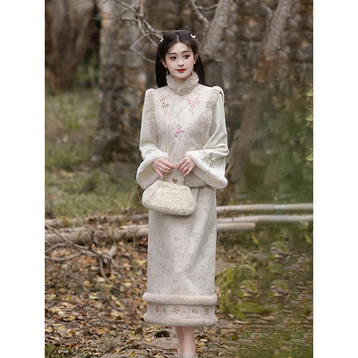 套装三色白梅刺绣短马甲半裙温柔气质套装LSB罗浮梅 3344 商品图2