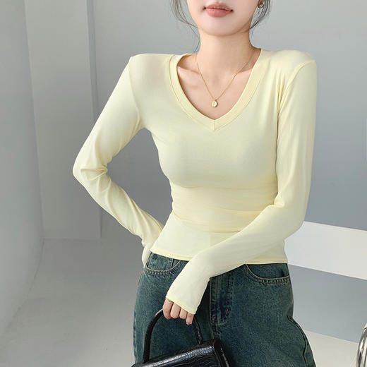 买1送1 严选爱心领内搭外穿设计感上衣白色长袖t恤正肩V领打底衫 商品图6