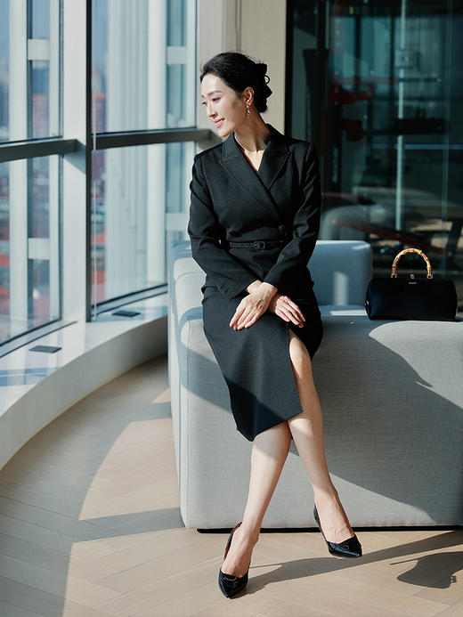 “赫本衣橱”质感通勤 腰带设计 双排扣风衣款 连衣裙 商品图2