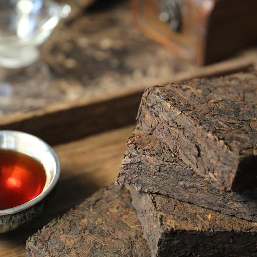 【布朗山古树茶砖】 干仓存放20年 自然陈香 入口绵滑回甘好 250g/砖 *4，约1kg （熟茶）3天发货 商品图4