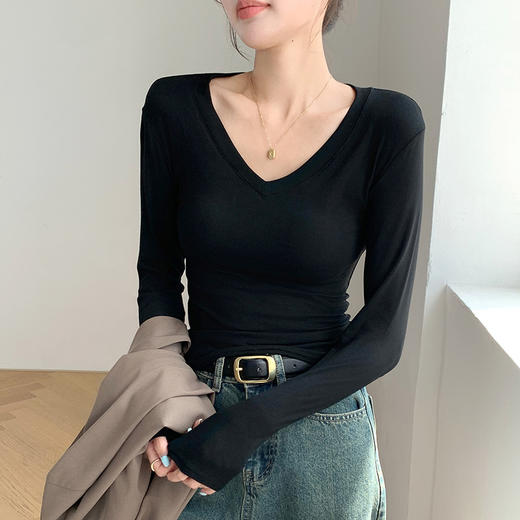 买1送1 严选爱心领内搭外穿设计感上衣白色长袖t恤正肩V领打底衫 商品图3
