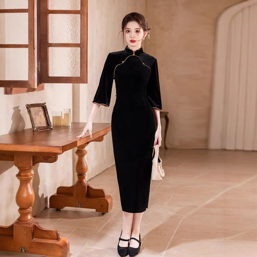 2024新款冬季长袖显瘦修身新中式改良禅意茶服国风丝绒旗袍MYJ黑色丝绒 商品图3