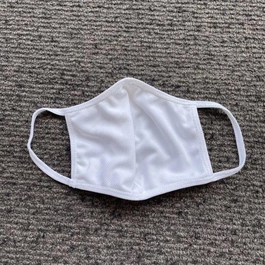 正品卡拉威高尔夫口罩男女同款！只有白色。有两种logo大小区别，logo随机发货。一包三个。只有十几组。 商品图2