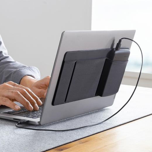 便携笔记本电脑粘贴收纳袋数码配件一体式随行杂物包 商品图0