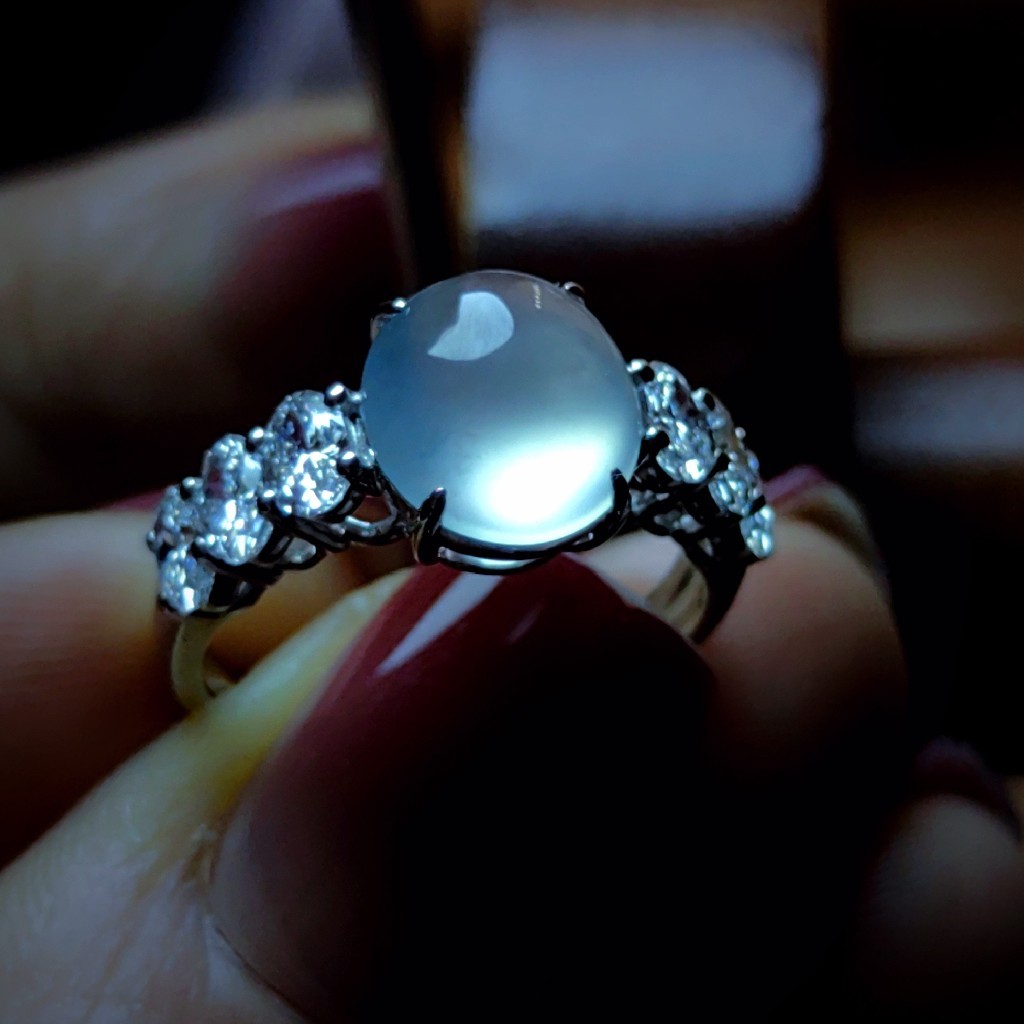 “满目星河”2号18k镶嵌翡翠戒指