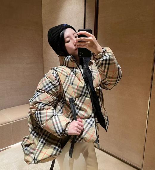巴宝莉Bur秋冬爆款鹅绒复古战马刺绣女士羽绒服 双面可穿 商品图4