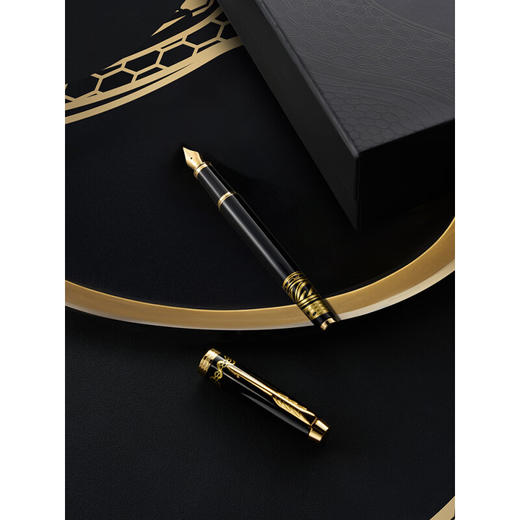 派克PARKER正品 IM蛇年破影新生礼盒 IM蛇年特别版金夹墨水笔宝珠笔礼盒 商品图3