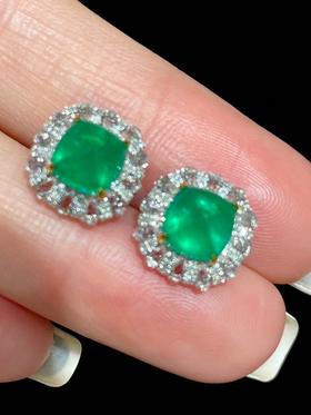 3ct糖塔祖母绿耳钉