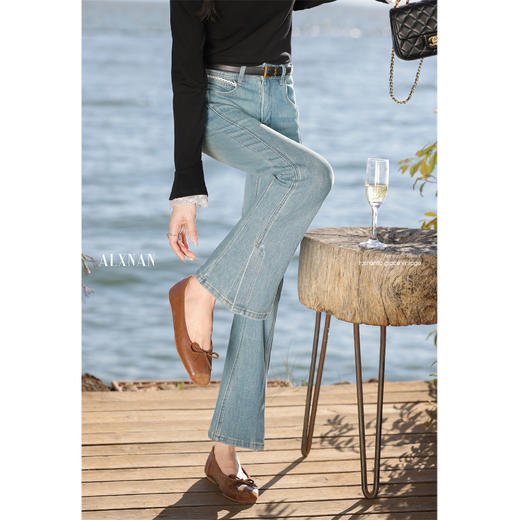 鹿向南「海德公园」蓝色微喇牛仔裤 商品图2