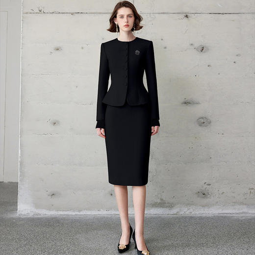 IWY/高端黑色职业西装套装女前台接待正装圆领两件套销售工作服CS2104-B 商品图0
