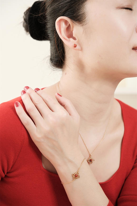 pearl moments珍刻  万事如意 四叶草（南红）手链 商品图3