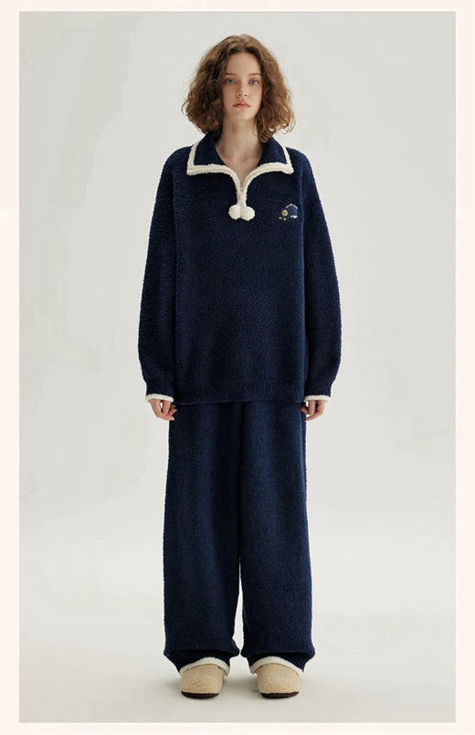 【小熊同款】2025新款睡衣女秋冬加厚翻领高领保暖家居服套装
云感暖融融半边绒 绵密松软 商品图0