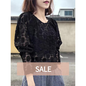 TYNVIE 牛角泡泡袖上衣