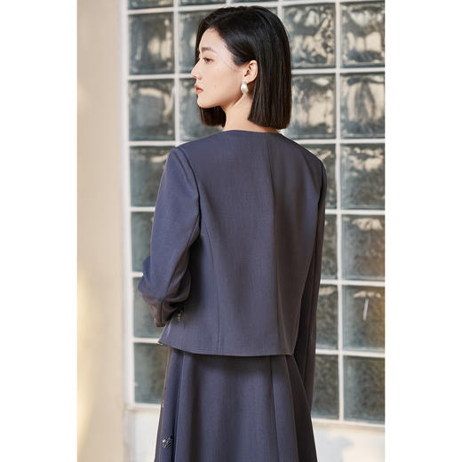 米思阳2026春季新款小众设计感钉珠刺绣西装时髦老钱风短外套4989 商品图2