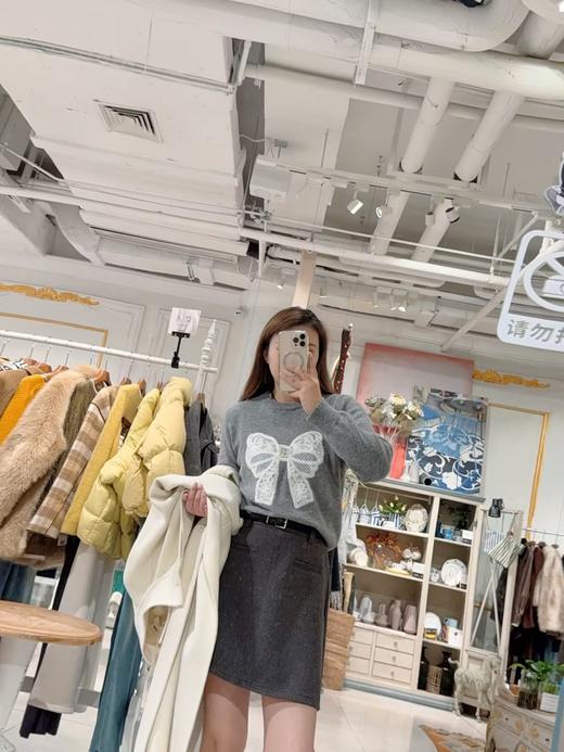 【门店同款】ENJOY冬季“漂亮朋友”氛围感钉珠蝴蝶结毛衣 160598574 商品图3