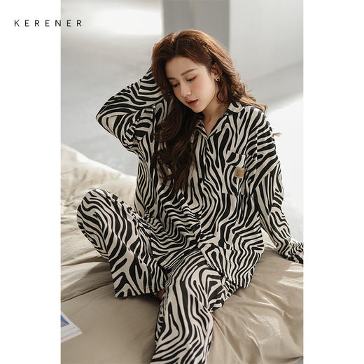 可人儿小众设计师新款奥力绵女士睡衣春秋长袖时尚可外出家居服 商品图1