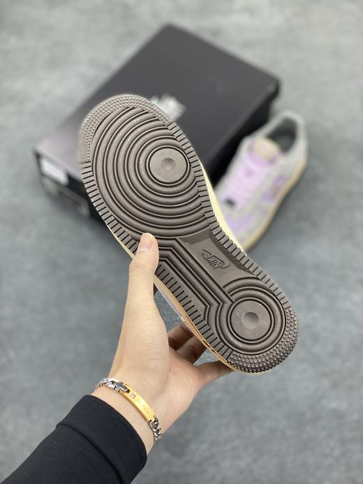 福利来袭!! 过年该买新鞋咯~ 蛇年限定Nike Air Force 1 Low  蛇鳞紫灰 颜色超美，经典空军版型 百搭不挑人 原楦头原纸板 打造纯正空军版型 商品图5