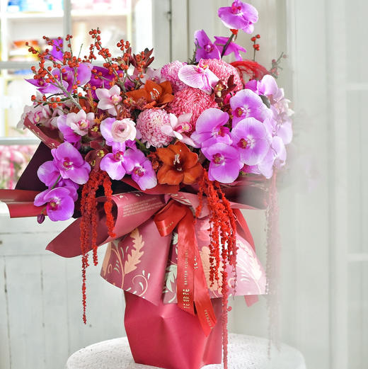 人间富贵花蝴蝶兰冬青吊米花瓶 商品图3