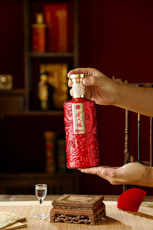 【春节热款】金六福福锐龙彩 兼香型白酒 50.8%vol 500ml*6瓶 商品图8