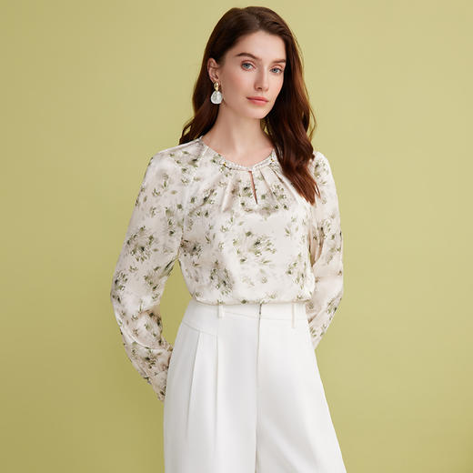 EITIE爱特爱精致盘扣氛围感印花清新绿色直筒衬衫上衣2025春新款A2513511 商品图3