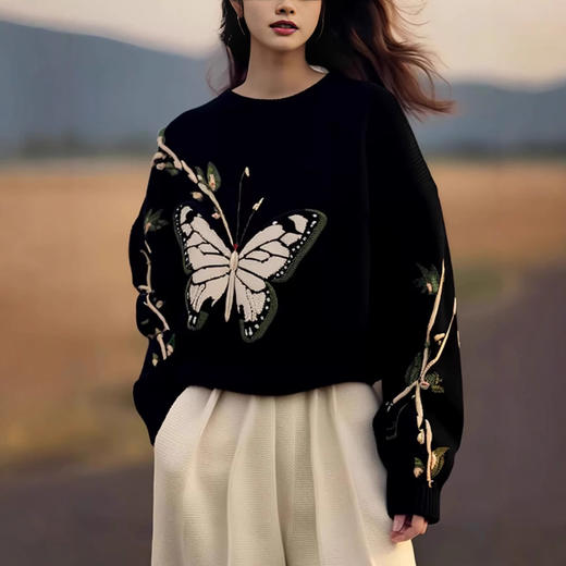 雀说黑色蝴蝶印花毛衣新款高级感圆领宽松慵懒风针织上衣AL5198 商品图3