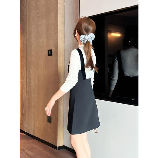 新年折扣 2501201   蝴蝶结扣吊带连衣裙 商品图4