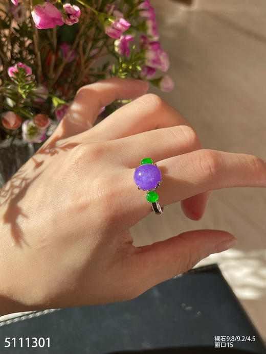 5111301，紫罗兰蛋面戒指。具体价格微信咨询 商品图4