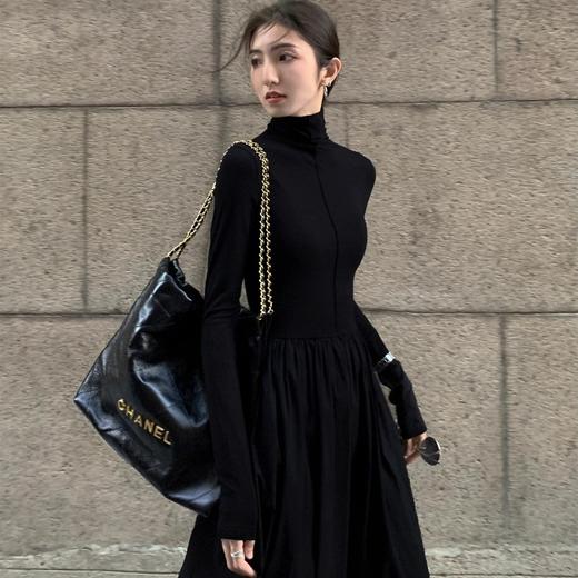 【黑色针织连衣裙】秋冬新款 法式气质长袖 冬季长款大衣内搭高领修身连衣裙 春节出行 商品图0