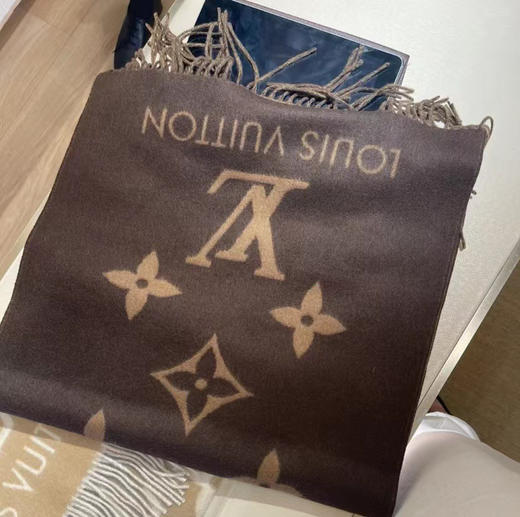 老花高端羊绒围巾 商品图2